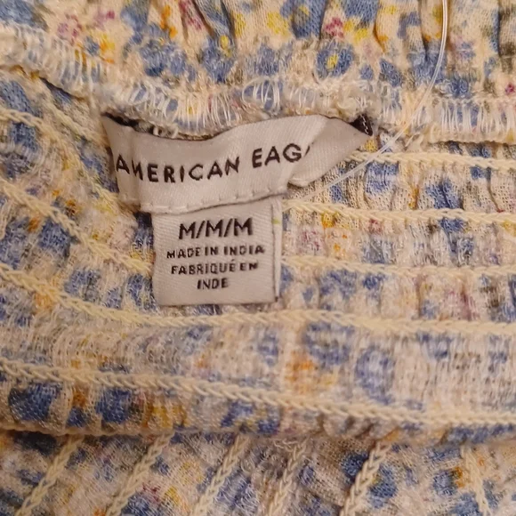 American Eagle Outfitters Floral Top - Picture 4 of 4